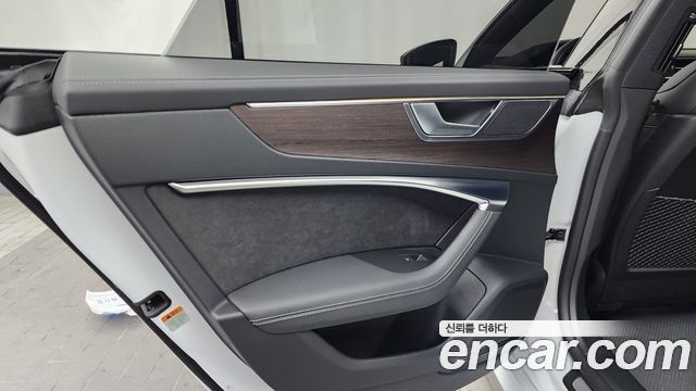 Audi A7 (4K) 55 TFSI Quattro Premium 2022 — фото 29