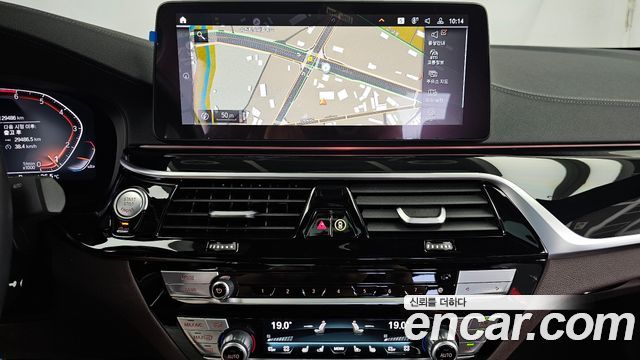 BMW 5 Series (G30) 530i M Sport Package 2023 — фото 14