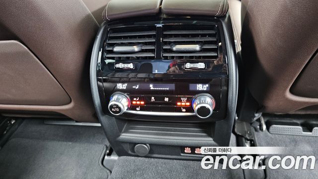 BMW 5 Series (G30) 530i M Sport Package 2023 — фото 19