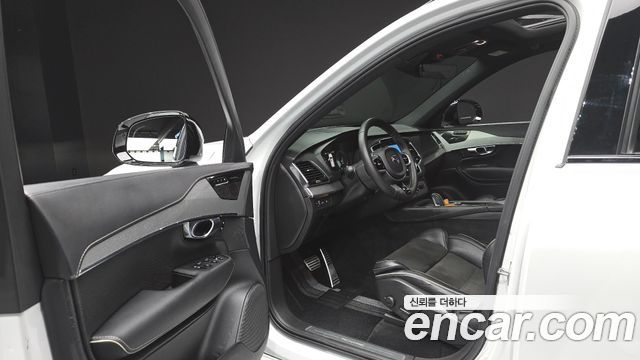 Volvo XC90 (II) T8 R-Design Hybrid 2021 — фото 10