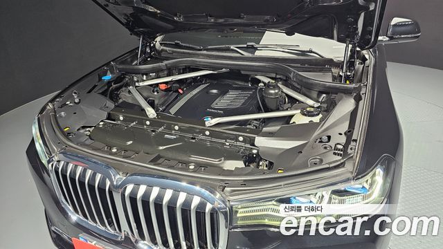 BMW X7 (G07) xDrive 40i Design Pure Excellence 7-Seater 2022 — фото 6