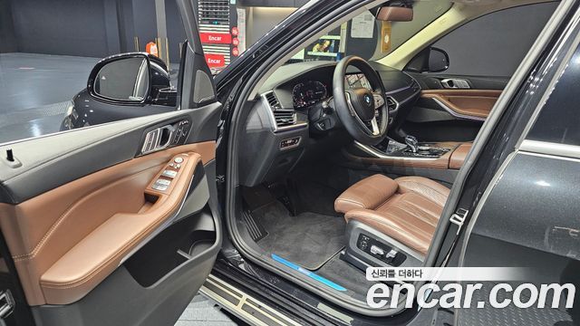 BMW X7 (G07) xDrive 40i Design Pure Excellence 7-Seater 2022 — фото 10