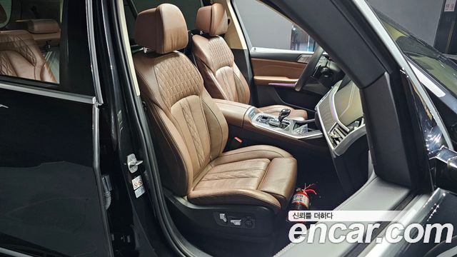 BMW X7 (G07) xDrive 40i Design Pure Excellence 7-Seater 2022 — фото 12