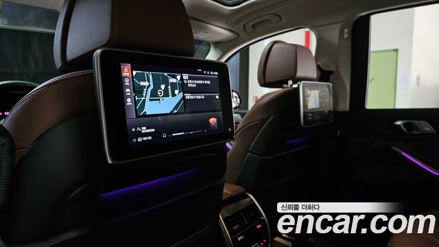 BMW X7 (G07) xDrive 40i Design Pure Excellence 7-Seater 2022 — фото 16