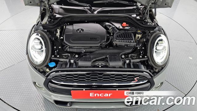 MINI Cooper S 5Door HIGH 3rd 2021 — фото 6
