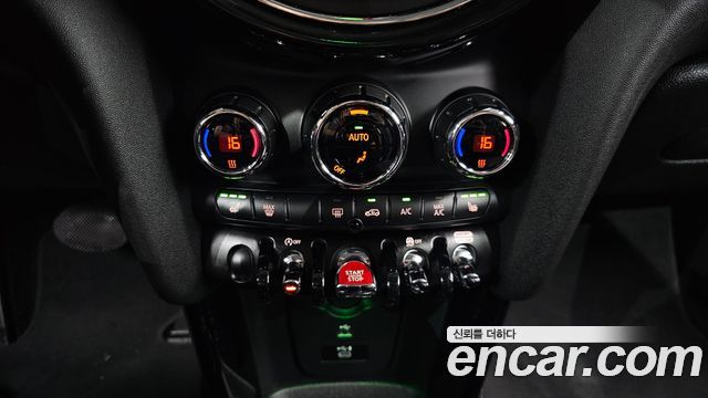 MINI Cooper S 5Door HIGH 3rd 2021 — фото 17