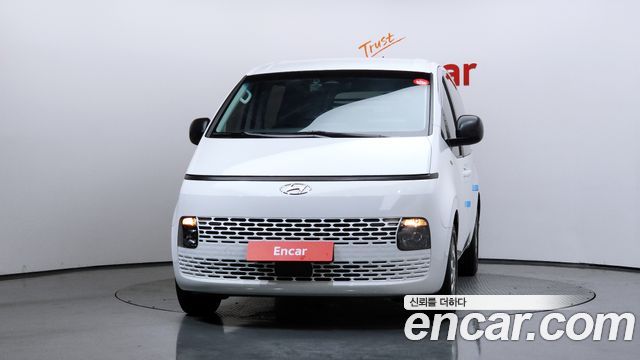 Hyundai Staria Cargo 5-Seater Smart 2023 — фото 3