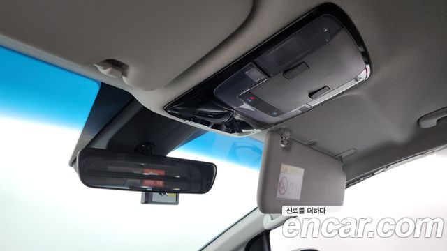 Hyundai Staria Cargo 5-Seater Smart 2023 — фото 24