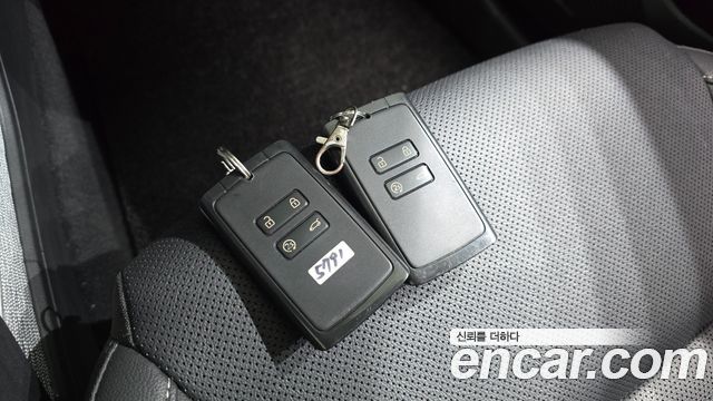 Renault Korea XM3 1.3 TCe RE Signature 2022 — фото 17