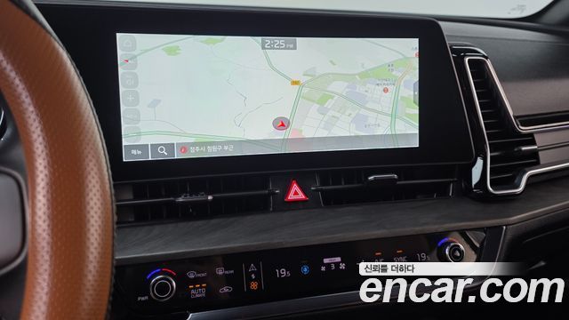 Kia Sportage (V) LPG 2.0 2WD Signature Gravity 2023 — фото 14