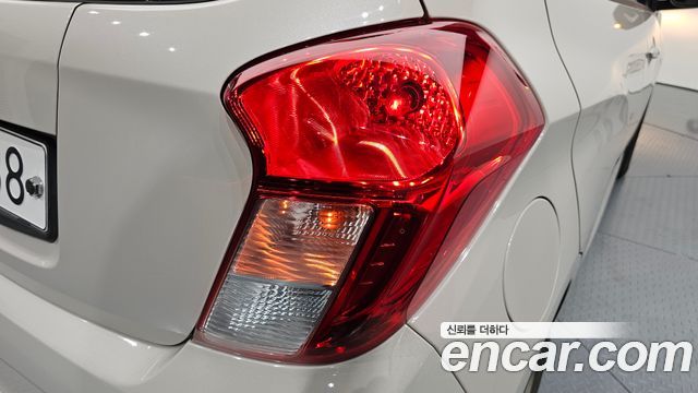 Chevrolet Spark LT 2019 — фото 23