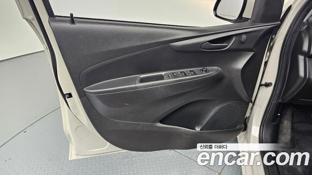 Chevrolet Spark LT 2019 — фото 24