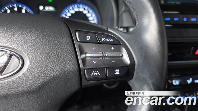 Hyundai Kona Gasoline 2.0 2WD Inspiration 2021 — фото 14