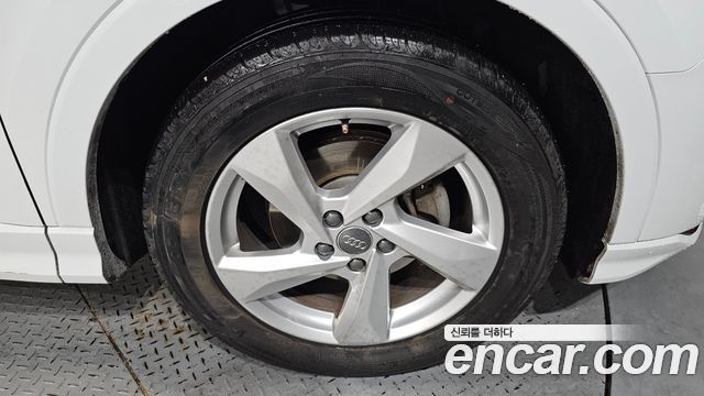 Audi Q3 (F3) 35 TDI Premium 2020 — фото 21