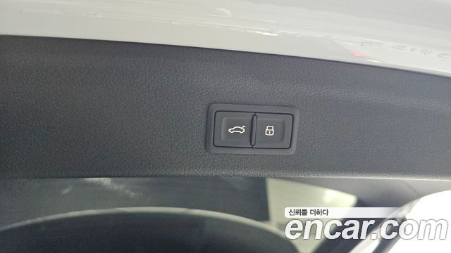 Audi Q3 (F3) 35 TDI Premium 2020 — фото 34