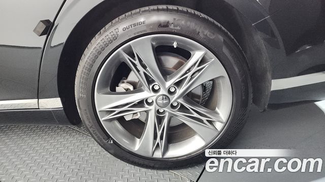 Genesis G90 (RS4) Gasoline 3.5 Turbo AWD 2022 — фото 21