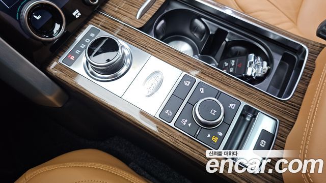 Land Rover Range Rover (IV) D350 Vogue SE Disel 2021 — фото 9
