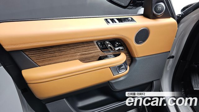 Land Rover Range Rover (IV) D350 Vogue SE Disel 2021 — фото 24