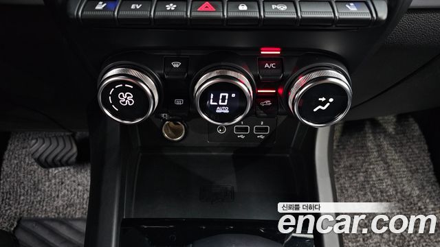 Renault Korea XM3 1.6 E-TECH Inspire e-shifter 2023 — фото 19