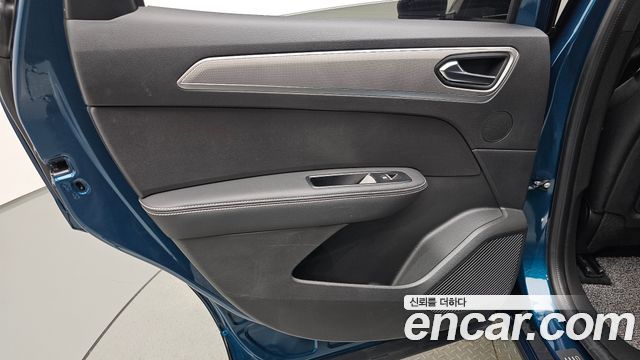 Renault Korea XM3 1.6 E-TECH Inspire e-shifter 2023 — фото 25