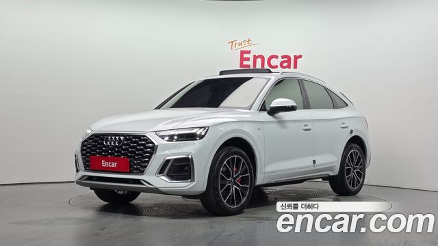 Audi Q5 (FY) 40 TDI Quattro Sportback Premium 2023 — фото 1