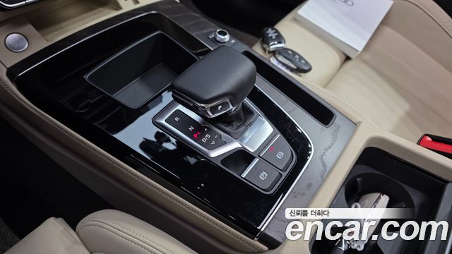 Audi Q5 (FY) 40 TDI Quattro Sportback Premium 2023 — фото 9