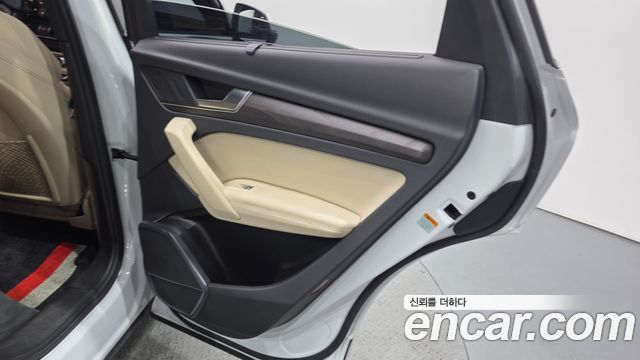 Audi Q5 (FY) 40 TDI Quattro Sportback Premium 2023 — фото 25