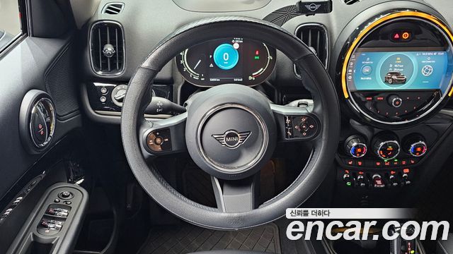 MINI Cooper Countryman Classic 2nd 2023 — фото 17