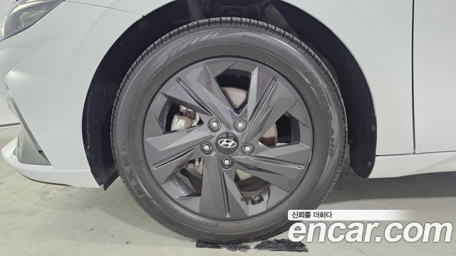 Hyundai Avante (CN7) 1.6 Inspiration 2022 — фото 5