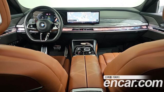 BMW 7 Series (G70) 740i sDrive M Sport 2023 — фото 7