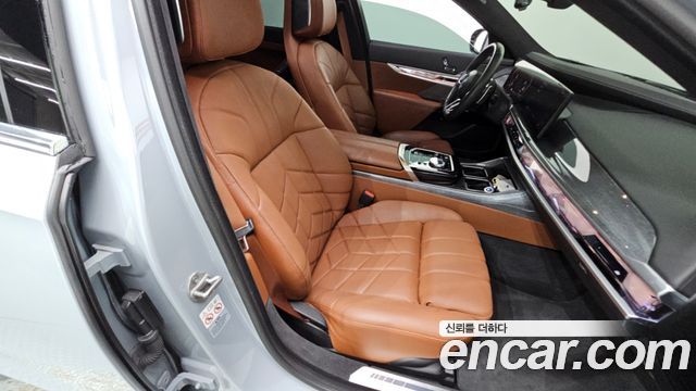BMW 7 Series (G70) 740i sDrive M Sport 2023 — фото 24