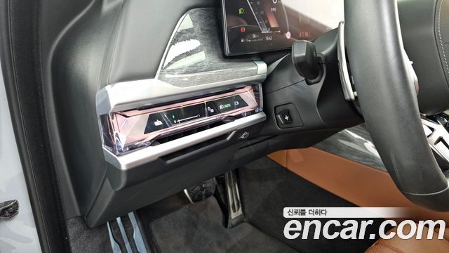 BMW 7 Series (G70) 740i sDrive M Sport 2023 — фото 34