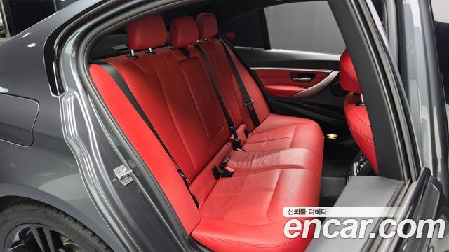 BMW 3 Series (F30) 330i M Sport Shadow 2018 — фото 15