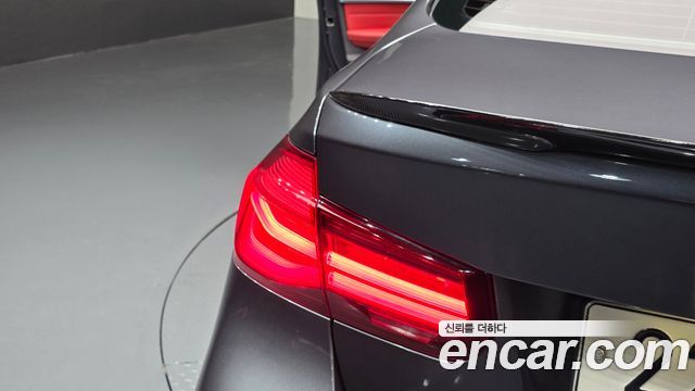 BMW 3 Series (F30) 330i M Sport Shadow 2018 — фото 29