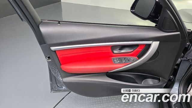 BMW 3 Series (F30) 330i M Sport Shadow 2018 — фото 30