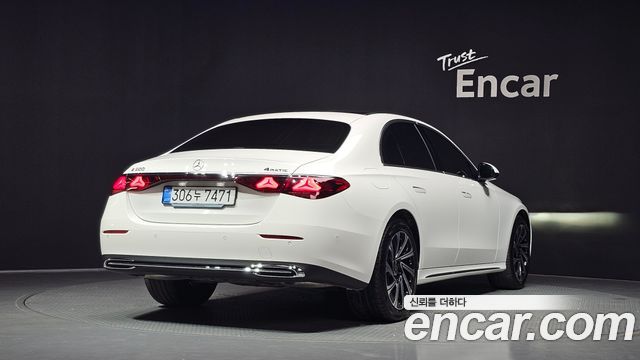 Mercedes-Benz E-Class (W214) E300 4MATIC Exclusive 2025 — фото 2
