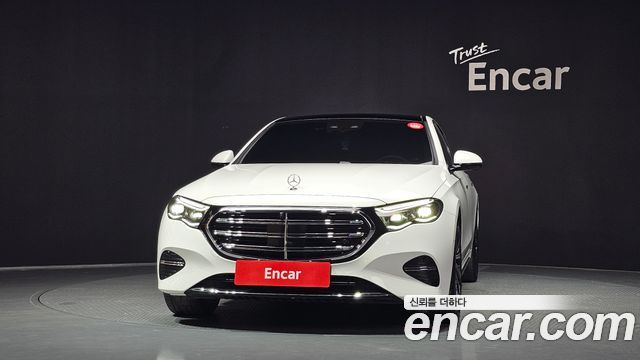 Mercedes-Benz E-Class (W214) E300 4MATIC Exclusive 2025 — фото 3