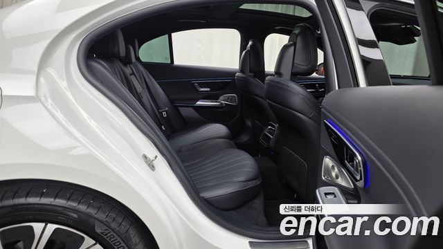 Mercedes-Benz E-Class (W214) E300 4MATIC Exclusive 2025 — фото 12