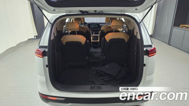 Kia Carnival (IV) Diesel 9-Seater Prestige 2021 — фото 29