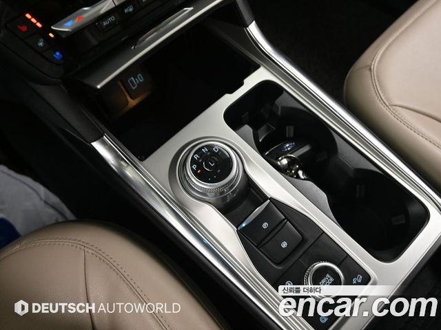 Ford Explorer (VI) 2.3 LimIted 4WD 2022 — фото 9