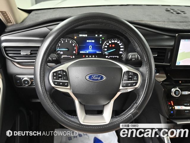 Ford Explorer (VI) 2.3 LimIted 4WD 2022 — фото 17