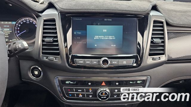 KG Mobility (SsangYong) Rexton Sports Khan Diesel 2.2 4WD Prestige 2021 — фото 14