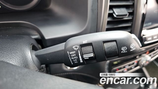 KG Mobility (SsangYong) Rexton Sports Khan Diesel 2.2 4WD Prestige 2021 — фото 17