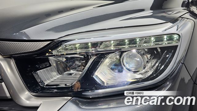 KG Mobility (SsangYong) Rexton Sports Khan Diesel 2.2 4WD Prestige 2021 — фото 22