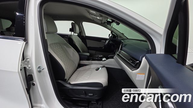 Kia Sportage Hybrid (V) Signature Gravity 2WD 2022 — фото 10