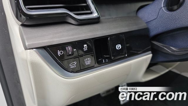 Kia Sportage Hybrid (V) Signature Gravity 2WD 2022 — фото 13