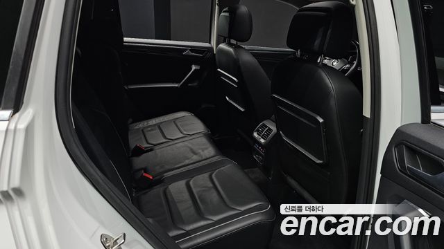 Volkswagen Tiguan (II) 2.0 TDI 4Motion Prestige 2020 — фото 12