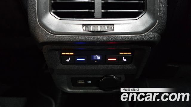 Volkswagen Tiguan Allspace 2.0 TDI Prestige 2020 — фото 19