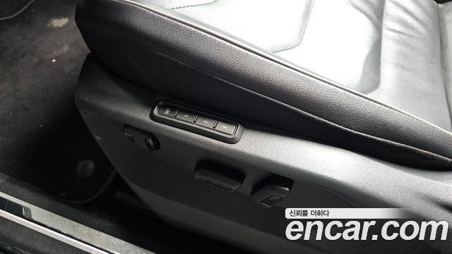 Volkswagen Tiguan Allspace 2.0 TDI Prestige 2020 — фото 31