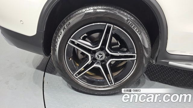 Mercedes-Benz GLC-Class (X253) GCL300 4MATIC Coupe 2023 — фото 5